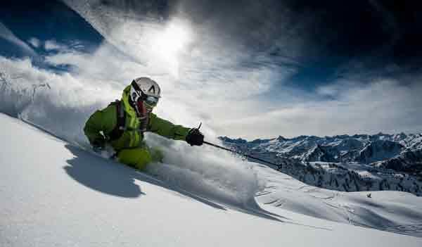 Un esquiador en Baqueiro Beret.