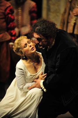 El Teatre Apolo de Barcelona estrena Rigoletto