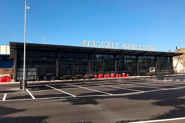 abre en barcelona una sede del ace cafe el icnico caf dedicado al mundo del motor abre en barcelona una sede del ace cafe el iconico cafe dedicado al mundo del motor