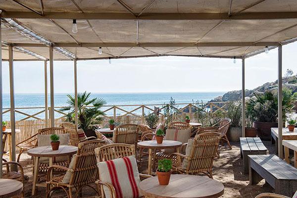 el hotel hostal spa empuries inaugura temporada de verano con un chiringuito en la playa de portitxol el hotel hostal spa empuries inaugura temporada de verano con un chiringuito en la playa de portitxol