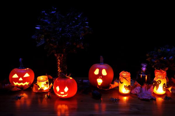 afilamos los colmillos para hincar elnbspdiente en la fiesta de halloween en sand afilamos los colmillos para hincar elnbspdiente en la fiesta de halloween en sando