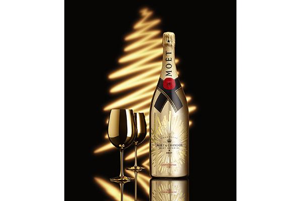 mot amp chandon se viste de oro para celebrar la navidad moet amp chandon se viste de oro para celebrar la navidad