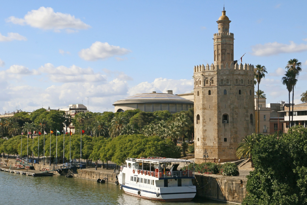 cinco motivos y cinco alojamientos nicos para visitar sevilla cinco motivos y cinco alojamientos unicos para visitar sevilla