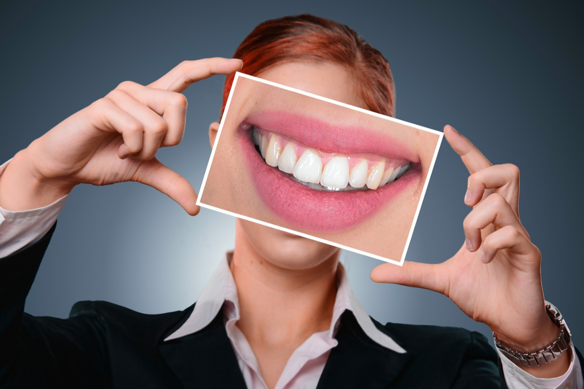 seis consejos para mantener una sonrisa sana durante el verano seis consejos para mantener una sonrisa sana durante el verano