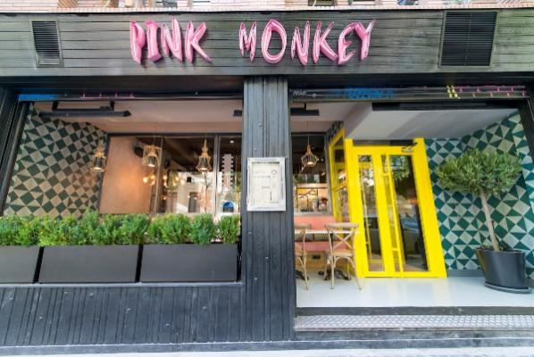 apuesta por el contraste creativo en la cocina de pink monkey apuesta por el contraste creativo en la cocina de pink monkey