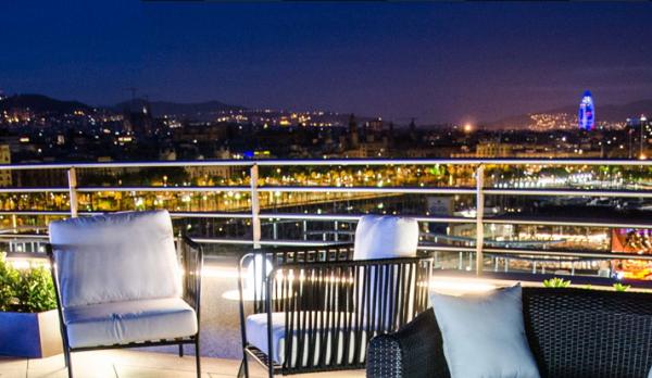 black marina una terraza con vistas con encanto y con clase black marina una terraza con vistas con encanto y con clase
