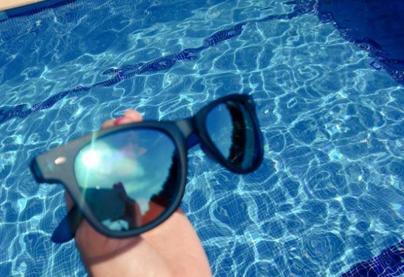 las lentillas no son para la piscina las lentillas no son para la piscina