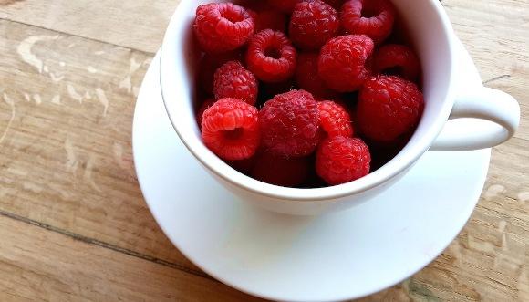 frutas rojas variadas deliciosas y saludables frutas rojas variadas deliciosas y saludables