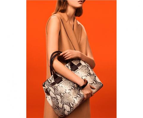 furla-presenta-su-nueva-campantildea-ss-2017