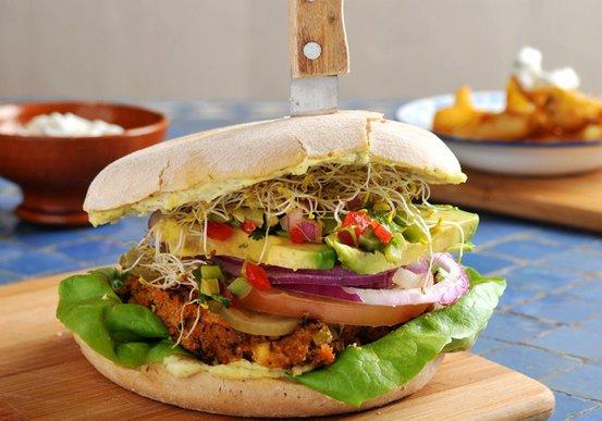 las hamburguesas veganas de vivaburger que provocan hambre y curiosidad las hamburguesas veganas de vivaburger que provocan hambre y curiosidad