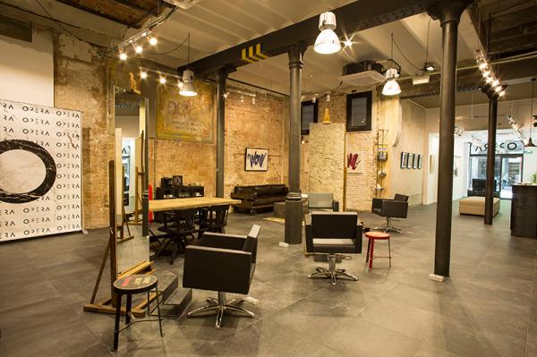 opera lounge barcelona arte y peluqueriacutea en un solo espacio opera lounge barcelona arte y peluqueriacutea en un solo espacio