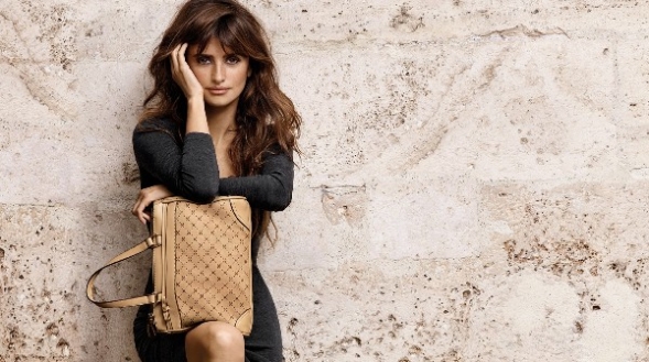 peneacutelope cruz se convierte en la embajadora de los bolsos carpisa peneacutelope cruz se convierte en la embajadora de los bolsos carpisa