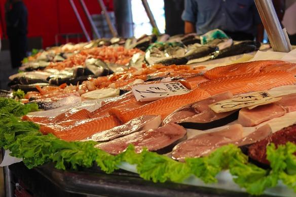 el pescado es imprescindible para los nintildeos el pescado es imprescindible para los nintildeos