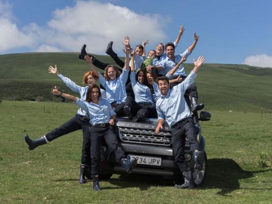 pilar rubio david bustamante bimba boseacute y elena furiase entre otros llegan a cantabria en el land rover challenge 2016 pilar rubio david bustamante bimba boseacute y elena furiase entre otros llegan a cantabria en el land rover challenge 2016
