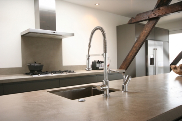 Un revestimiento mineral continuo para proyectar cocinas Revestimiento cocina
