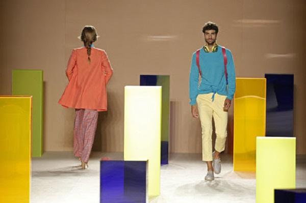 sony y antonio miro desfilan juntos en la o8o barcelona fashionnbsp sony y antonio miro desfilan juntos en la o8o barcelona fashionnbsp