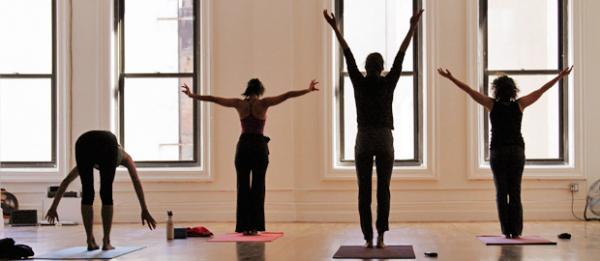 strala yoga una nueva forma de hacer yoga que llega de la mano de la modelo tara stiles strala yoga una nueva forma de hacer yoga que llega de la mano de la modelo tara stiles