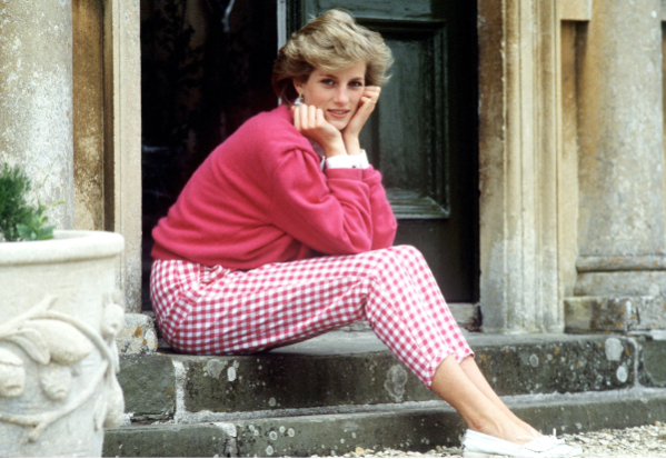 5-looks-para-recrear-el-estilo-de-la-princesa-diana