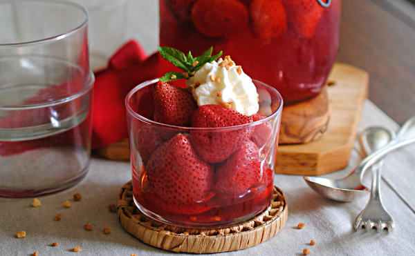 la-temporada-de-fresas-ya-esta-aqui-prueba-estas-recetas-saludables
