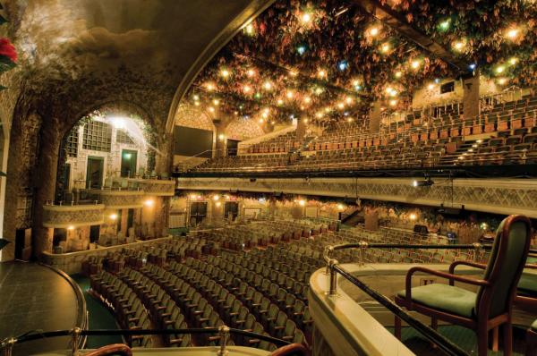estos-son-algunos-de-los-teatros-mas-originales-y-bellos-del-mundo