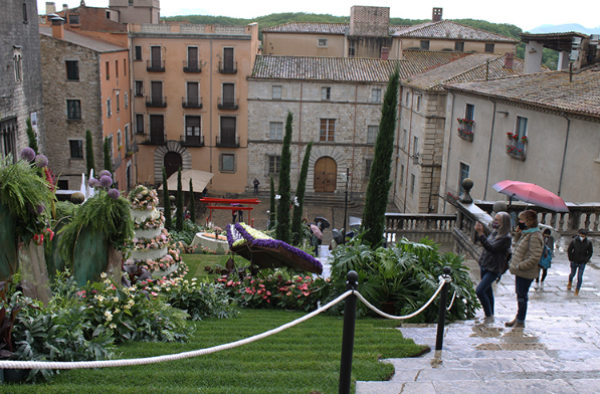 girona-se-vuelca-con-emtemps-de-florsem-ahora-al-aire-libre