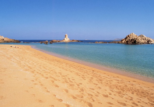 las-6-calas-y-playas-mas-espectaculares-de-menorca-que-haran-que-te