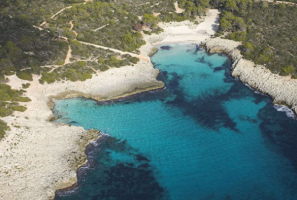 las-6-calas-y-playas-mas-espectaculares-de-menorca-que-haran-que-te