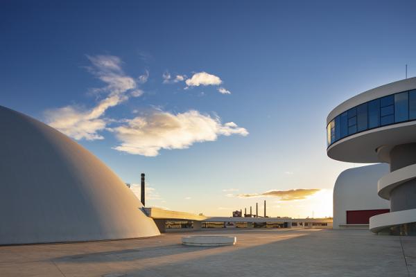 centro_niemeyer_arquitectura_11741_20210824113205.png (600×400)