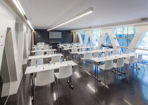 traslada-tu-oficina-a-alguno-de-estos-hoteles-de-barcelona