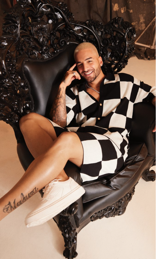 asi-es-la-coleccion-royalty-de-maluma-para-macys