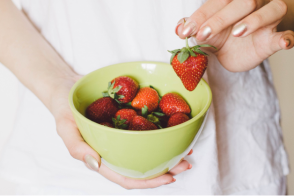 beneficios-de-las-fresas-segun-clinica-menorca