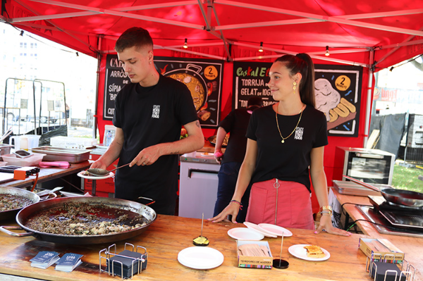 vuelve-la-alta-gastronomia-a-pie-de-calle-con-el-born-street-food