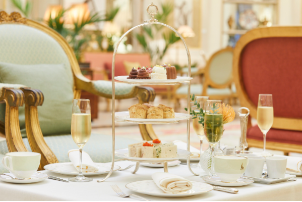 una-merienda-con-papa-noel-disfrutala-en-el-palace-o-el-mandarin