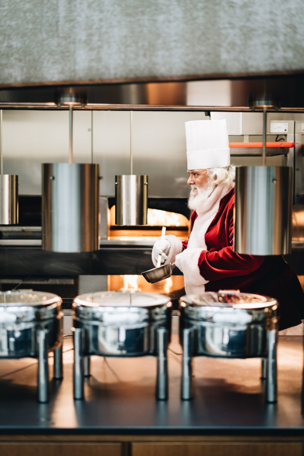 una-merienda-con-papa-noel-disfrutala-en-el-palace-o-el-mandarin
