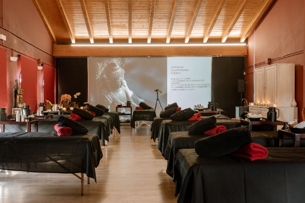 adentrate-en-el-mundo-de-la-cosmetica-natural-con-alqvimia-academy
