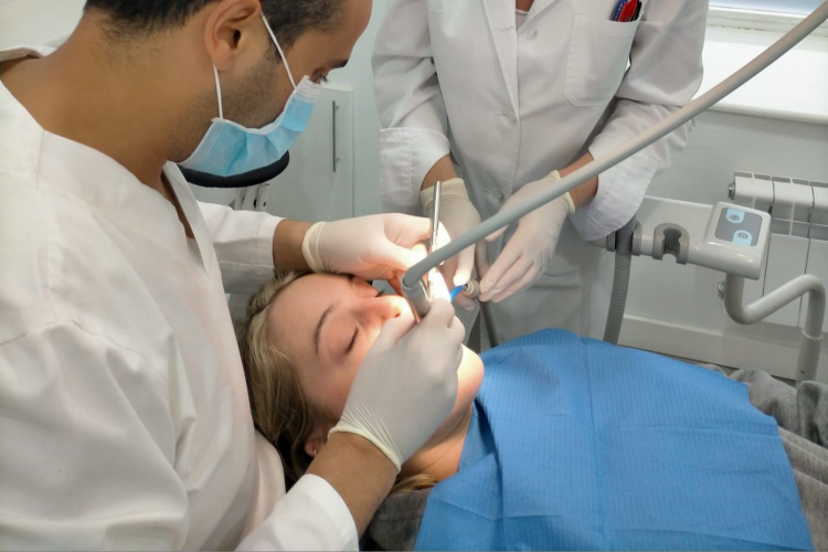 La importancia de la higiene bucodental en la prevención de
