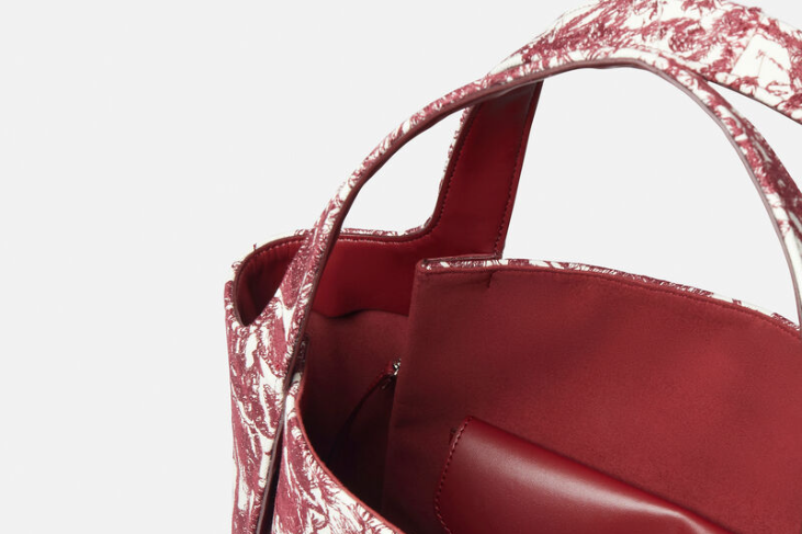 el-bolso-de-stella-mccartney-elaborado-con-plantas-de-platano el-bolso-de-stella-mccartney-elaborado-con-plantas-de-platano