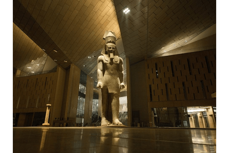 esvivir.com_grand_egyptian_museum_23663_06115523.png (750×500)